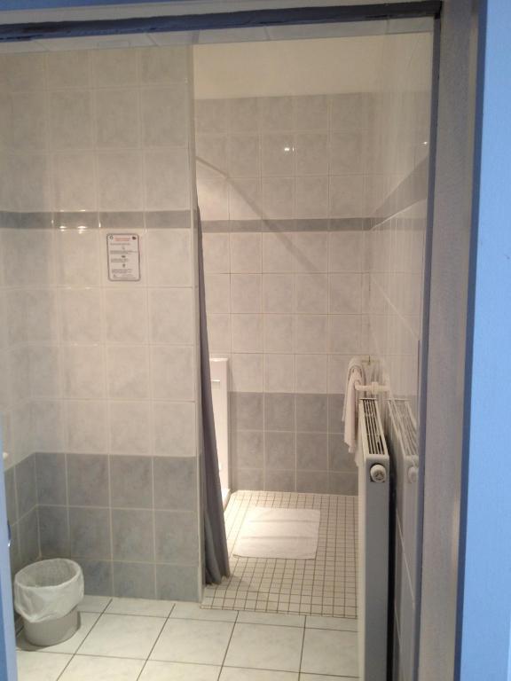 סירגומין Amadeus Hotel חדר תמונה